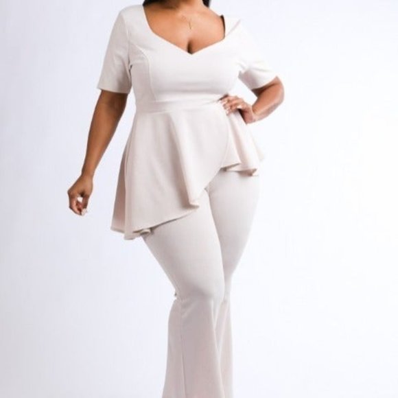 Sweetheart of a Pantsuit - Picture 5 of 5